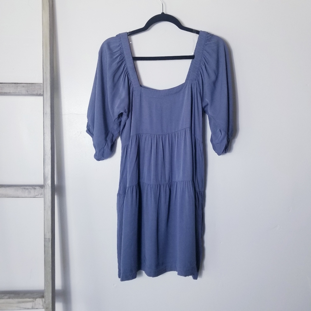 LIKE NEW SHINESTAR GRAY BLUE MINI TIERED DRESS WITH PUFFED SLEEVES SIZE LARGE